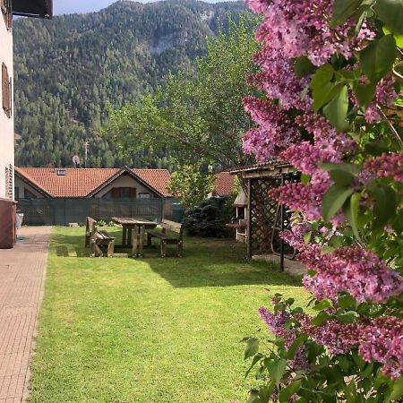 Casa Marina Appartement Malè Buitenkant foto
