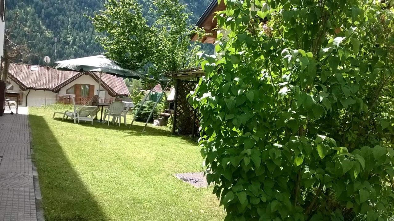 Casa Marina Appartement Malè Buitenkant foto