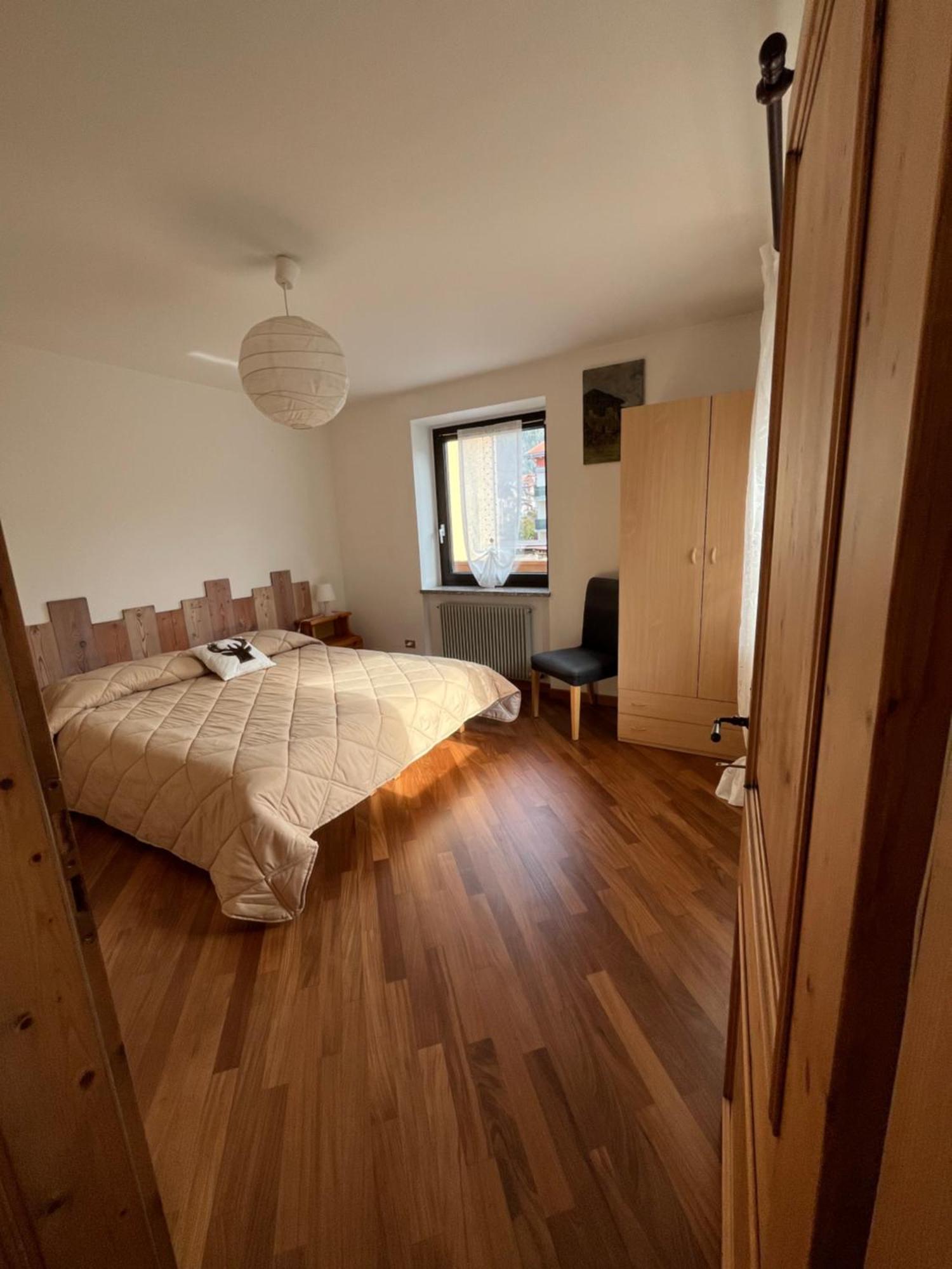 Casa Marina Appartement Malè Buitenkant foto