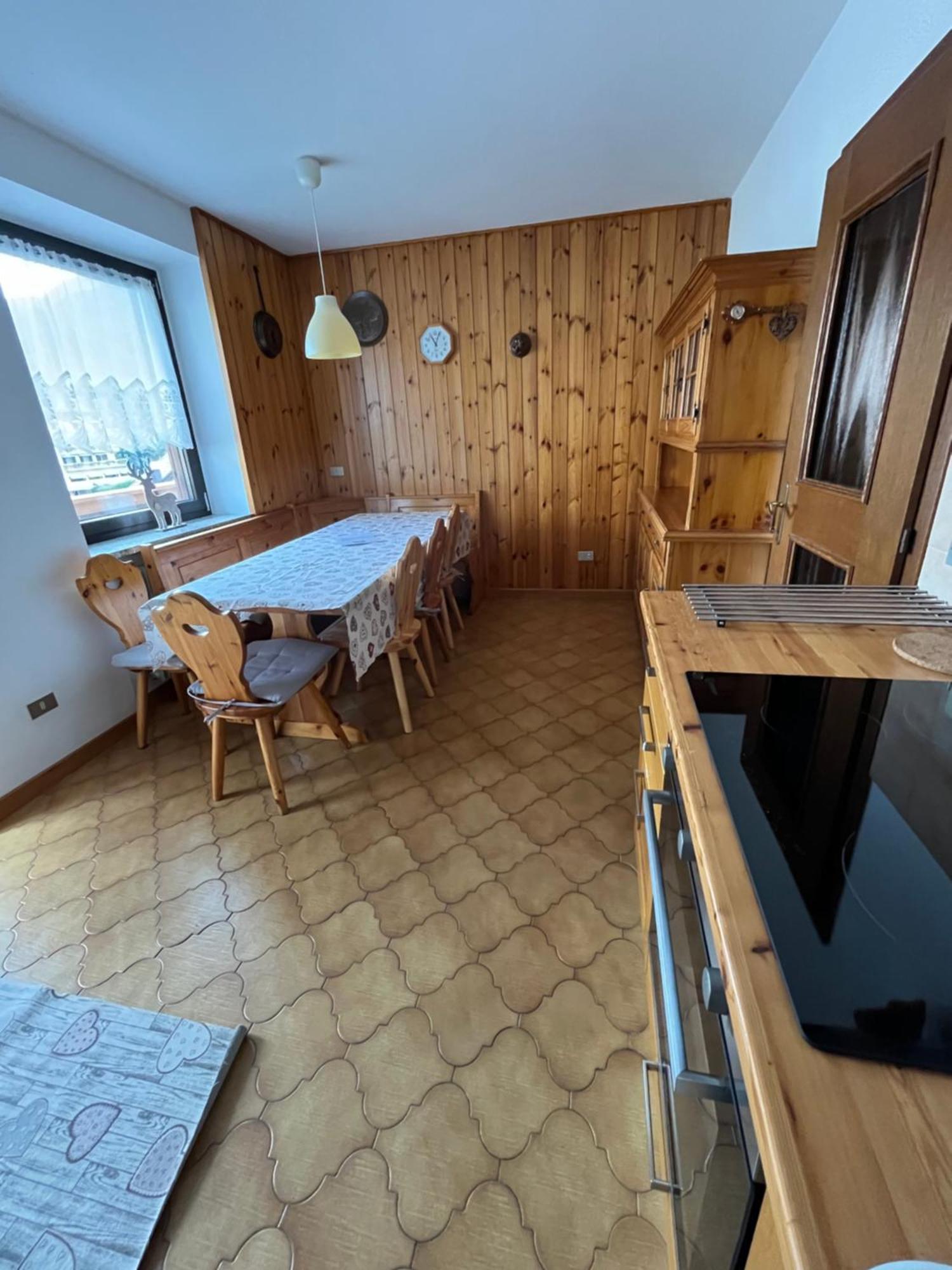 Casa Marina Appartement Malè Buitenkant foto